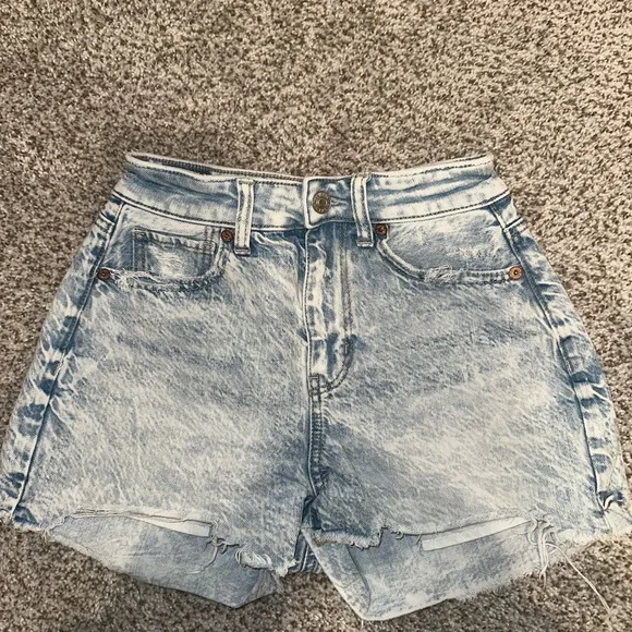 American Eagle Outfitters Light Blue Jean Shorts - Picture 1 of 3
